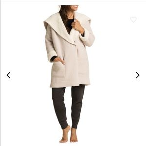 Barefoot dreams faux Shearling coat